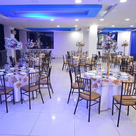 Hotel - Centro Comercial Punta Del Mar Salinas (Santa Elena) Extérieur photo