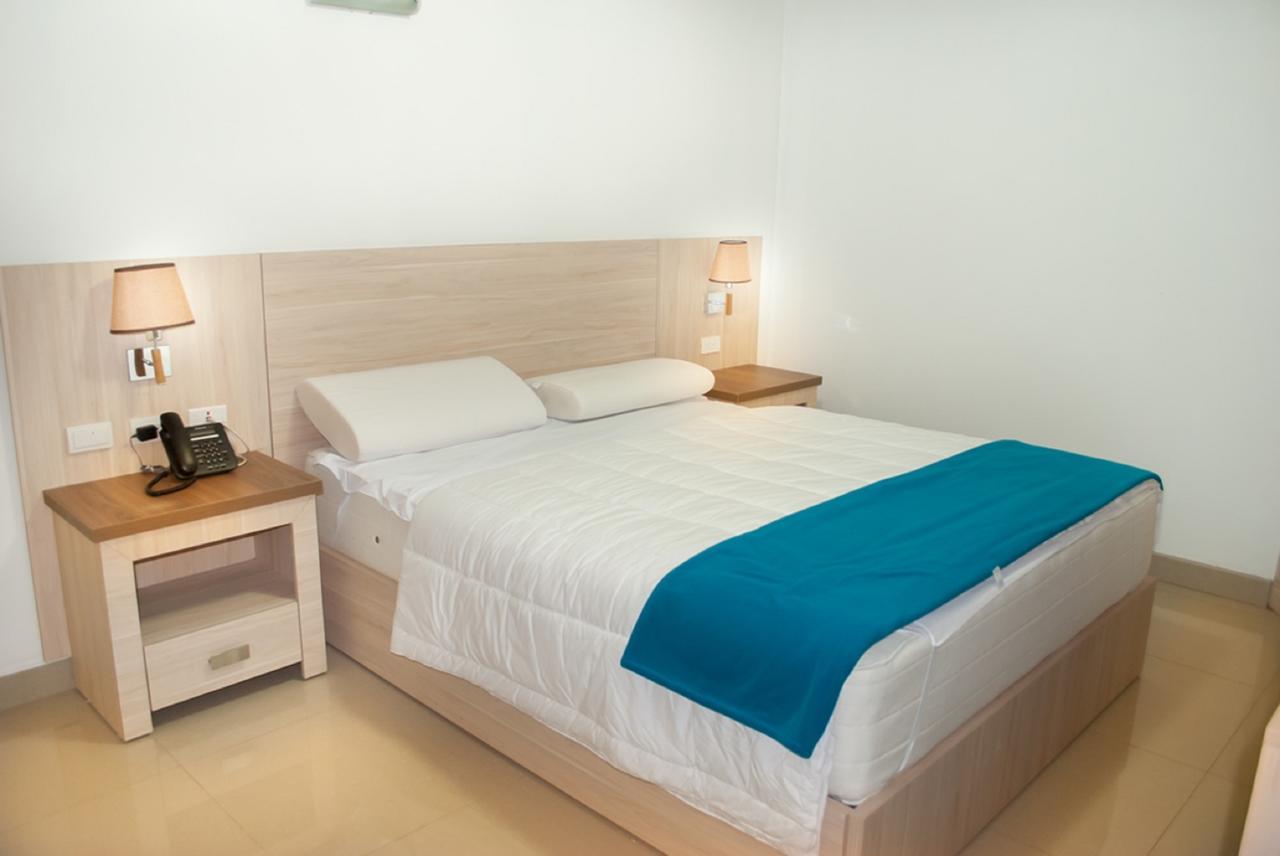 Hotel - Centro Comercial Punta Del Mar Salinas (Santa Elena) Chambre photo