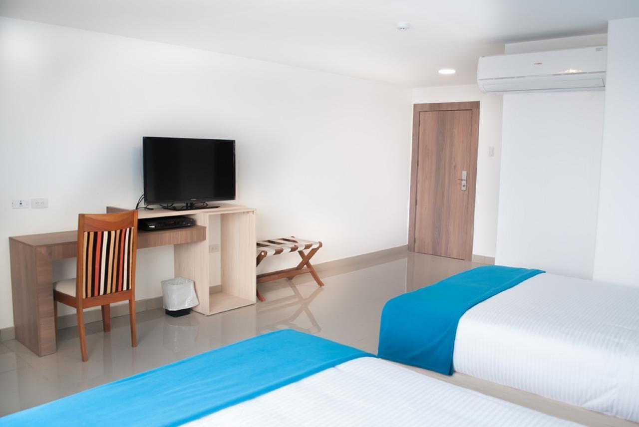 Hotel - Centro Comercial Punta Del Mar Salinas (Santa Elena) Extérieur photo